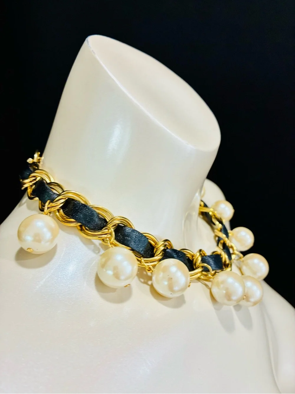 elegant gold
